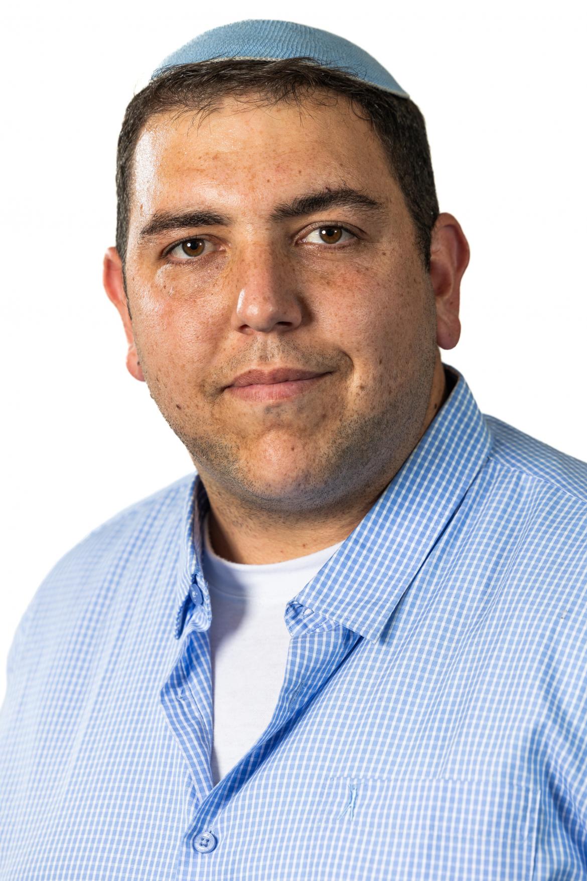 מתניה שנרב