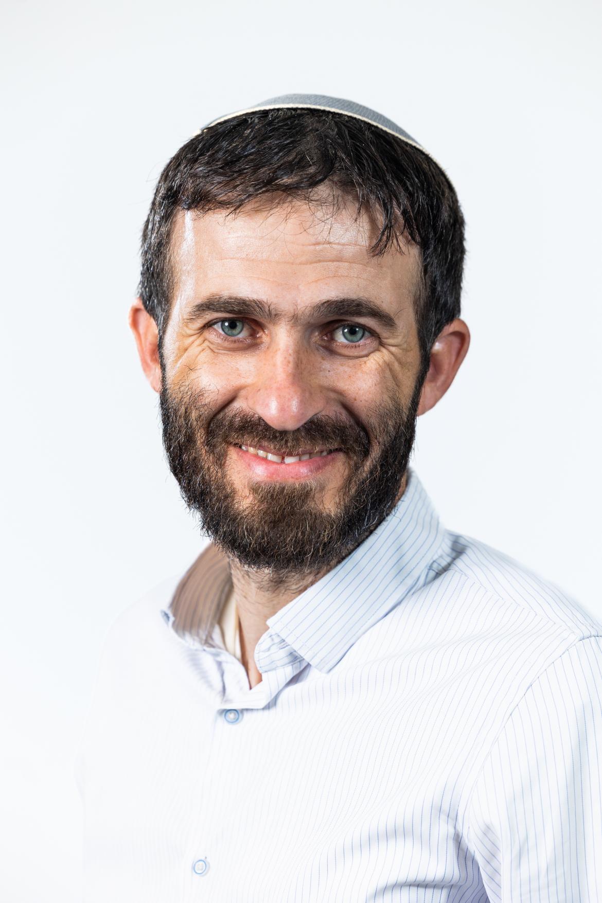 דמות של אישה